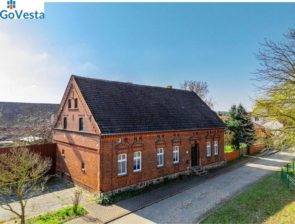 Thumbnail-Vierseitenhof - 