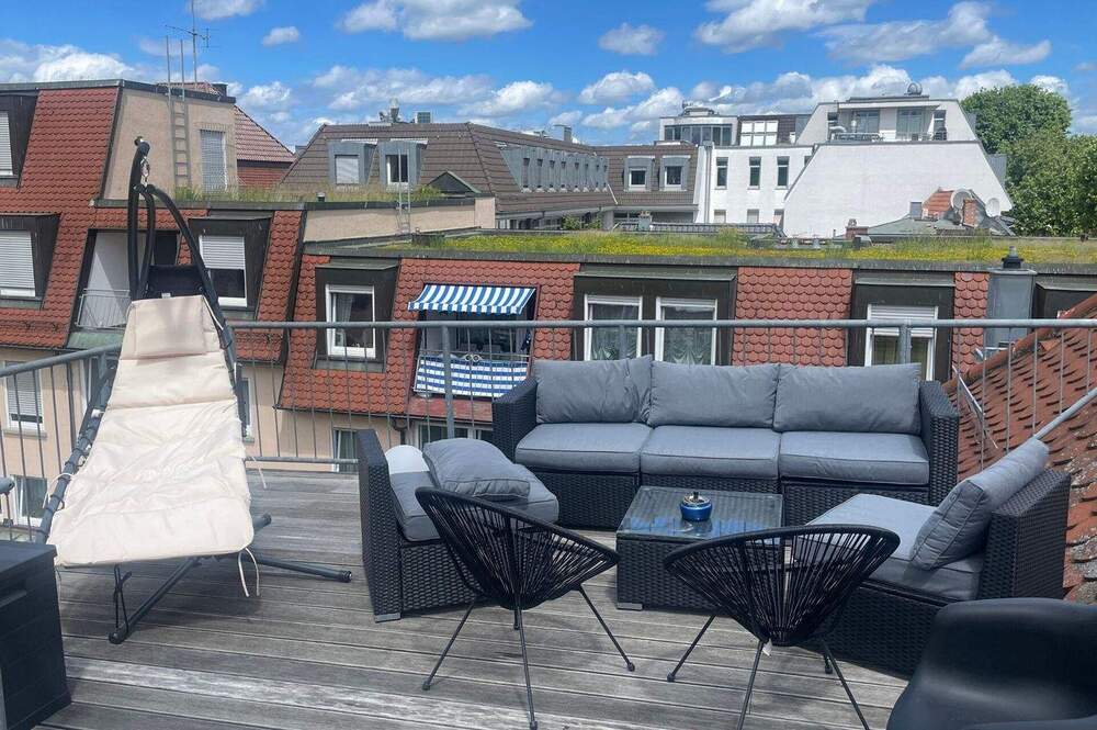 Thumbnail-Stil trifft Historie - Maisonette über den Dächern der Stadt