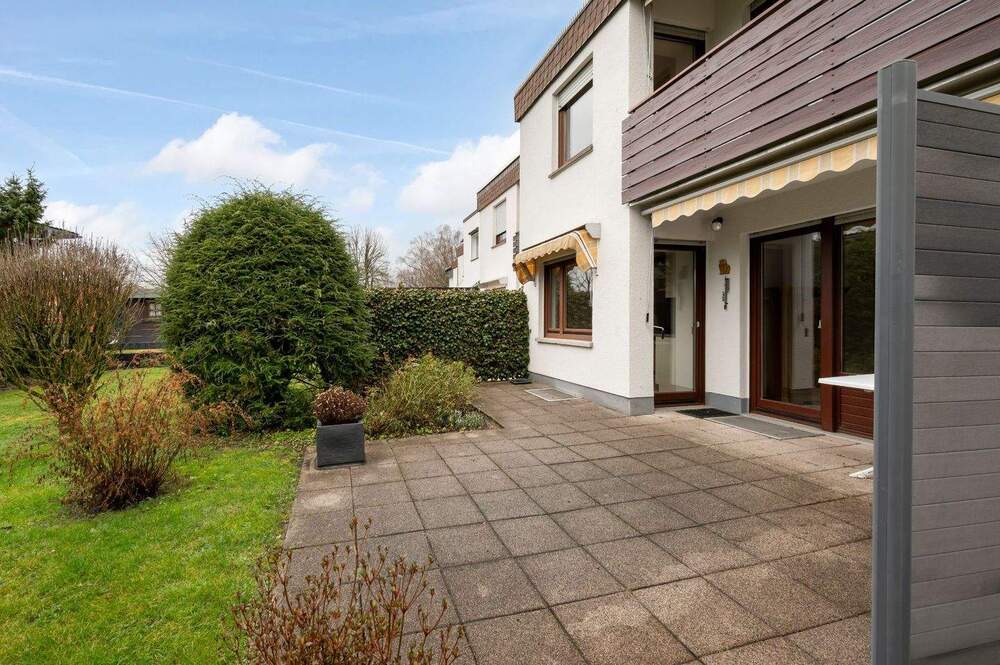 Thumbnail-Gepflegtes Reihenendhaus mit guter Substanz in ruhiger Lage von Schwalbach-Limes