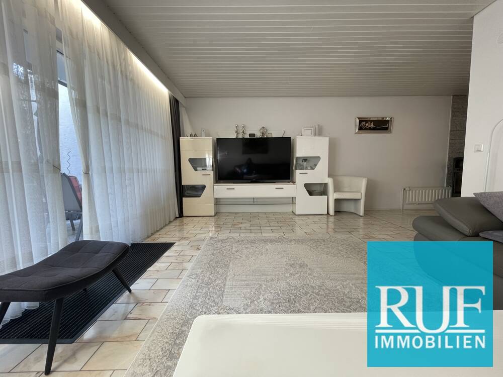 Thumbnail-Charmantes Reihenmittelhaus mit Terrasse, Gartenanteil und Tiefgaragenstellplatz