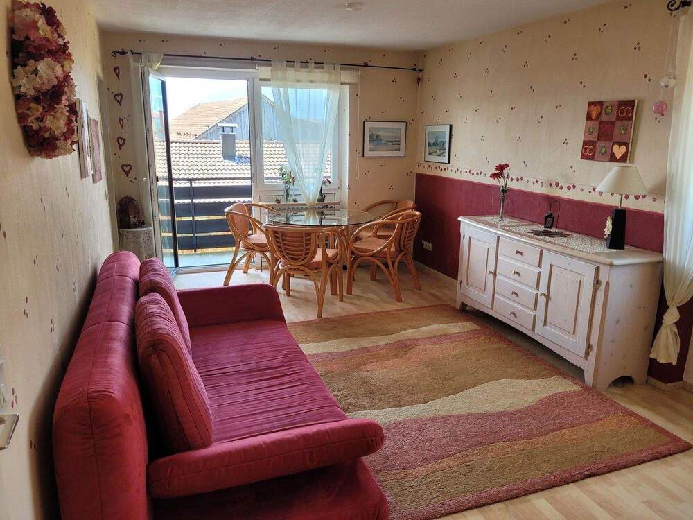 Thumbnail-2-Zimmer Wohntraum mit Bergblick & Schwimmbad in ruhiger Lage im Oberallgäu