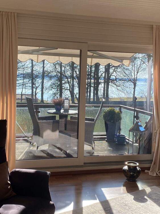 Thumbnail-Direkt am Wasser, erste Baureihe mit Balkon und Dachterrasse