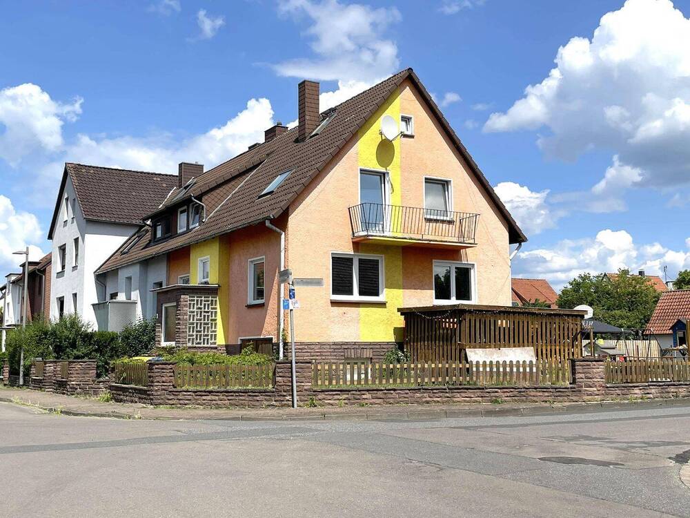 Thumbnail-Garbsen-Berenbostel - Zweifamilien-DHH mit gr. Garten & 2 Garagen