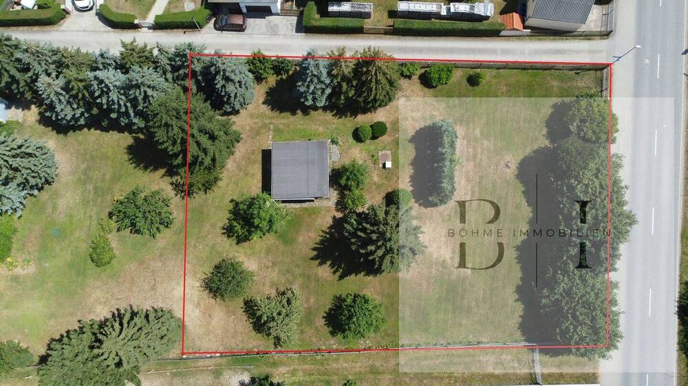 Thumbnail-Pölzig: Grundstück in Wohngebietslage mit ca. 1.450?m² Fläche