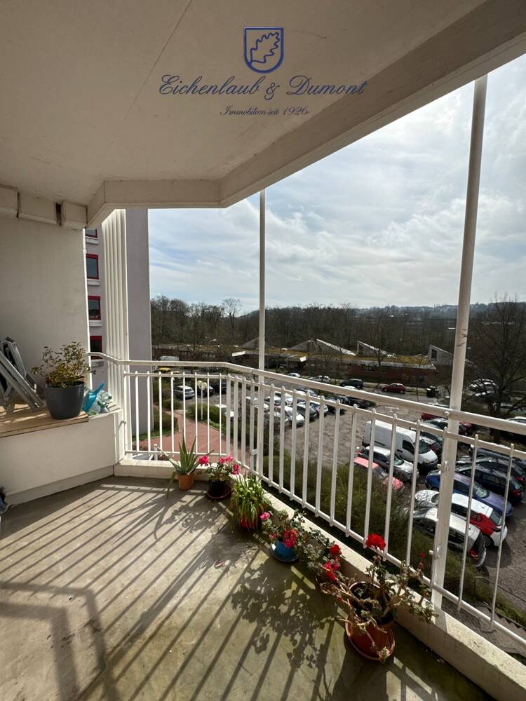 Thumbnail-2-ZKB Wohnung mit Balkon in zentraler Lage