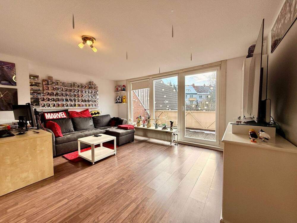 Thumbnail-Großzügige Eigentumswohnung mit Dachterrasse in Harburg