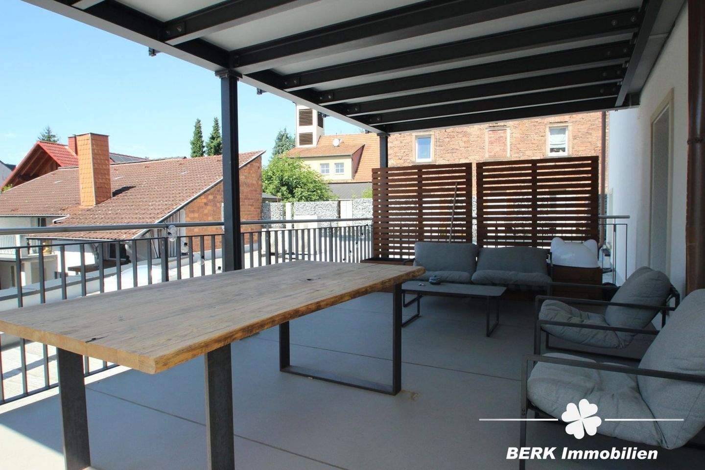 Thumbnail-BERK Immobilien - Moderne Wohnung mit gr. Terrasse