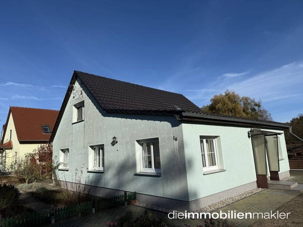 Thumbnail-gemütliches Bauernhaus in ländlicher Idylle