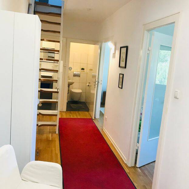 Thumbnail-Top möblierte 4-Zimmer-Maisonettewohnung mit Nutzfläche im 2 OG. und 3. OG. mit Süd-Balkon ab sofort frei