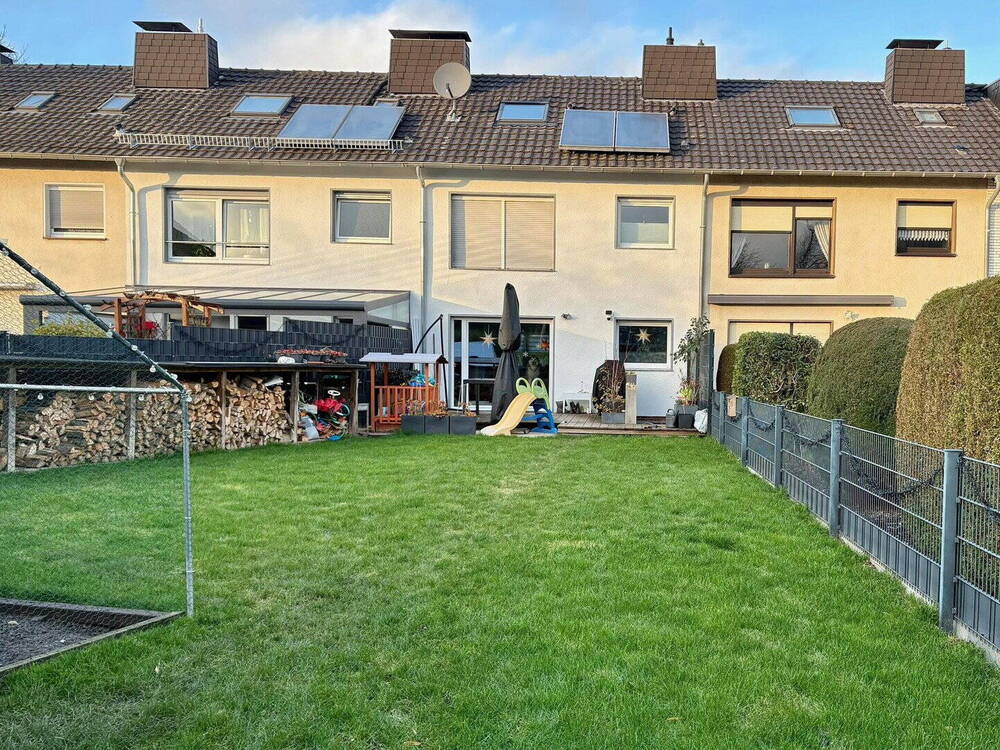 Thumbnail-Reihenhaus mit Garten, Garage & ausgebautem Dachstudio in ruhiger Lage von Bochum-Höntrop