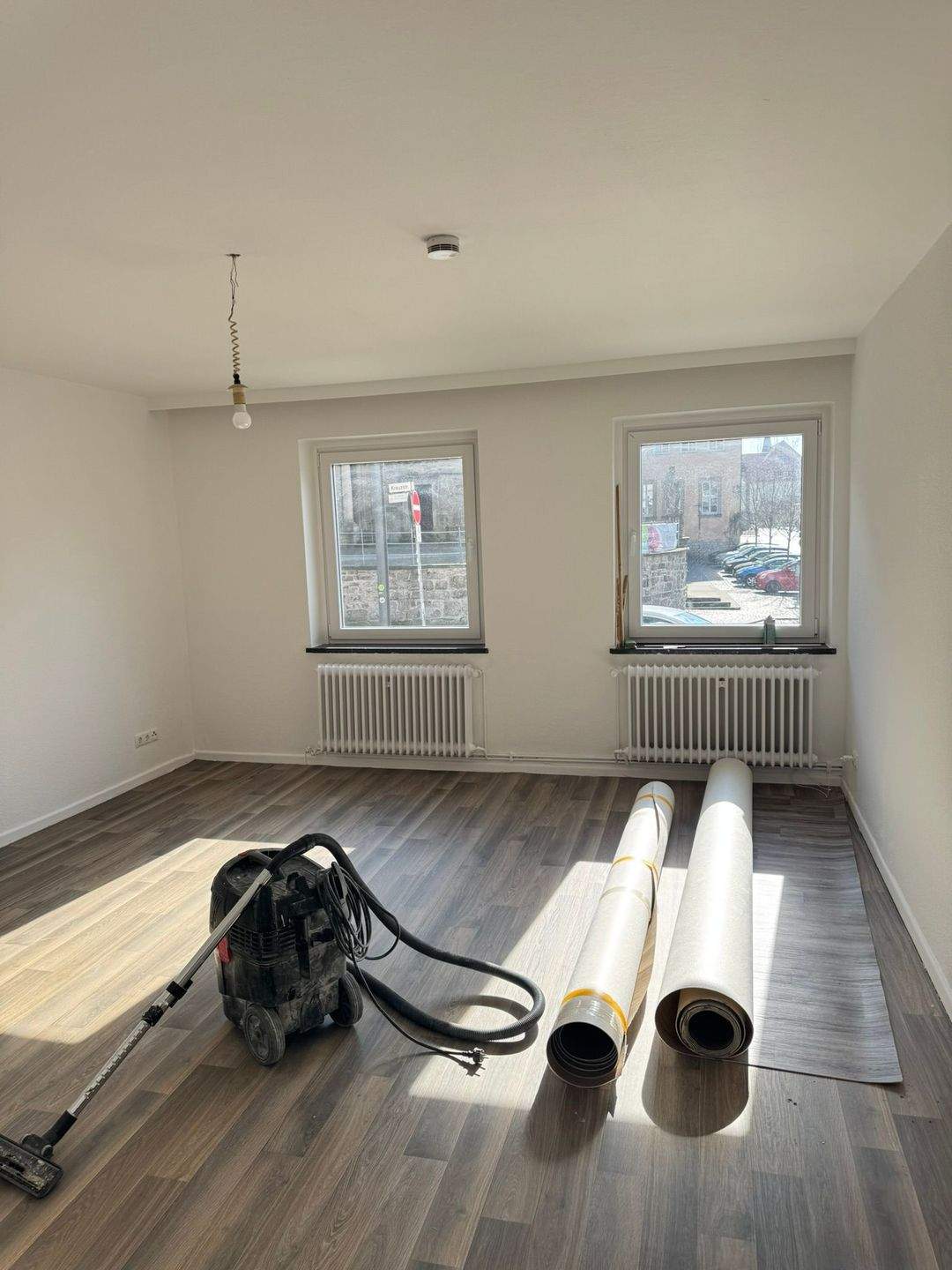 Thumbnail-Erdgeschosswohnung mit Balkon und Tageslichtbad. Zentraler geht es kaum