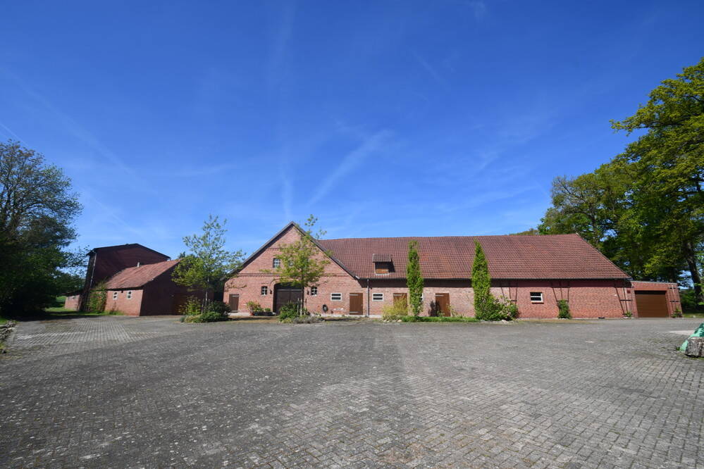 Thumbnail-Attraktiver Resthof mit zwei Wohneinheiten und Tierhaltung in Niedersachsen