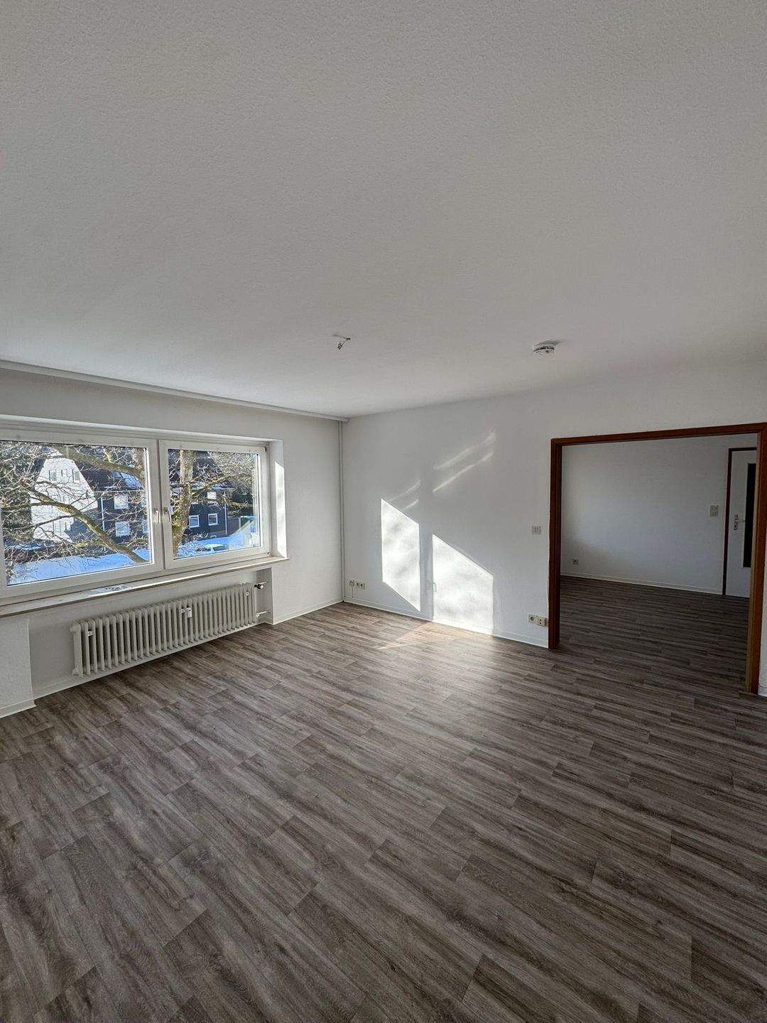 Thumbnail-Großzügige und helle 5-Zimmer Wohnung