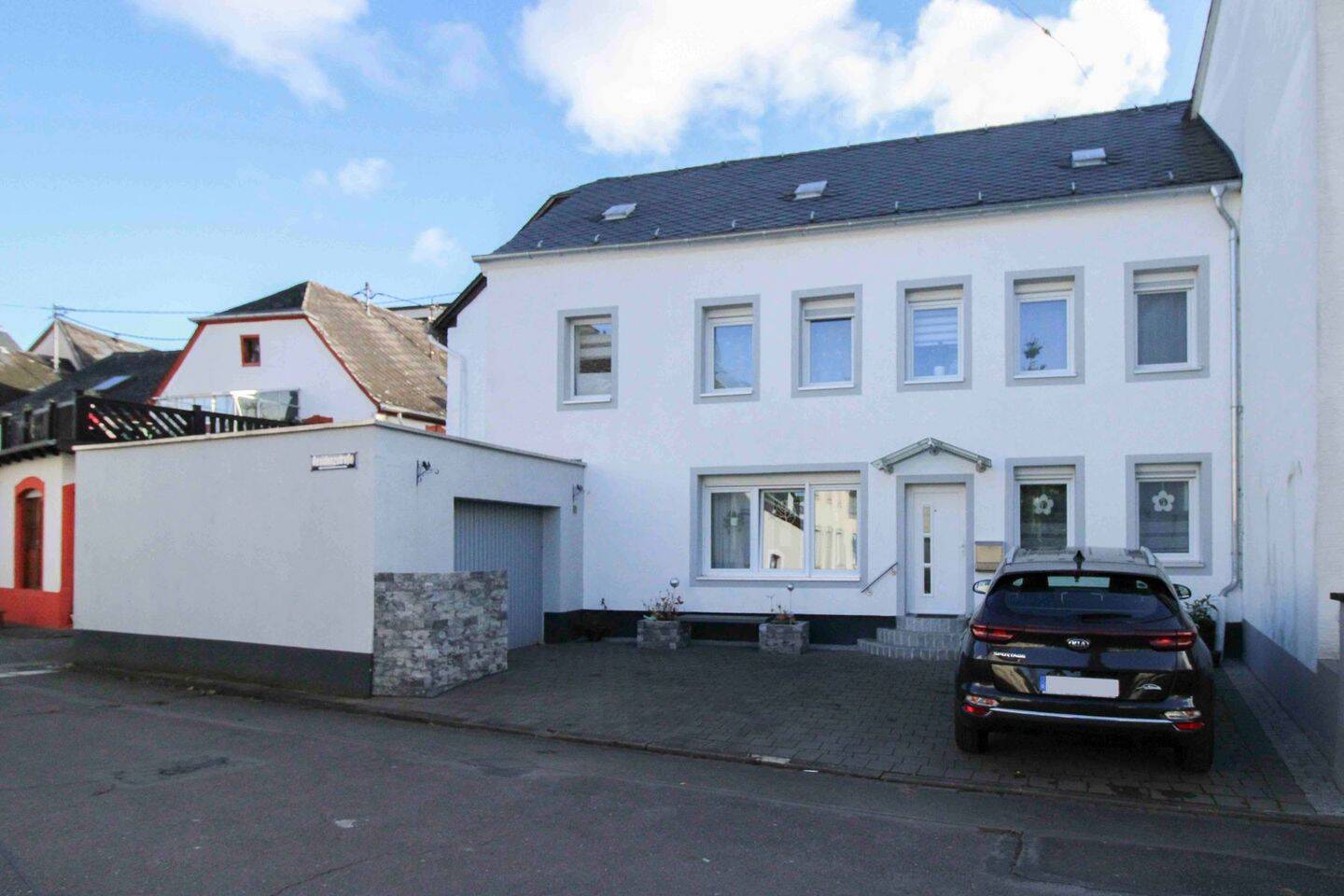 Thumbnail-Charmantes Einfamilienhaus mit Sauna, Garage & Stellplätzen in ruhiger Lage von Trier-Pfalzel