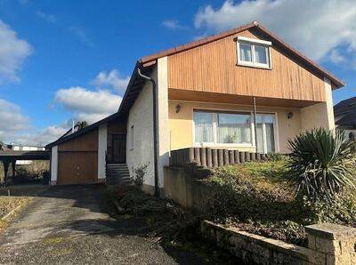 Thumbnail-Einfamilienhaus mit Garage und großem Grundstück in Fischingen