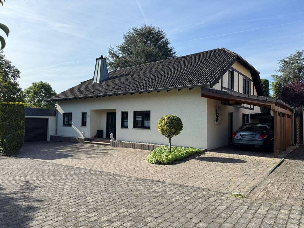 Thumbnail-Freistehendes Einfamilienhaus in bevorzugter Wohnlage von Bad Honnef-Aegidienberg
