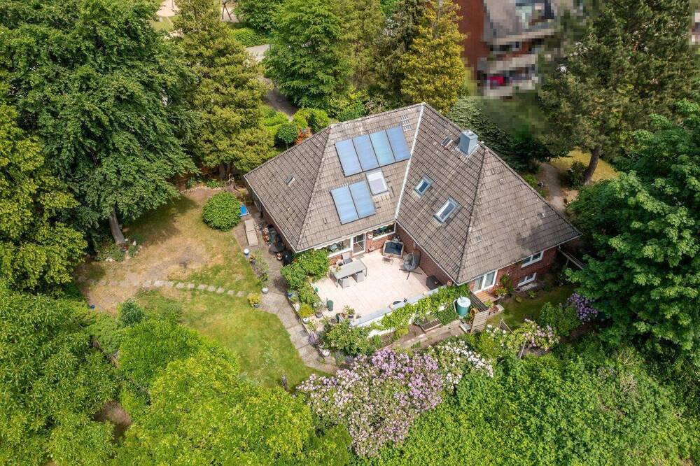 Thumbnail-Gepflegt, modernisiert und großzügig: Einfamilienhaus mit Einliegerwohnung und vielseitigen Nutzungsmöglichkeiten