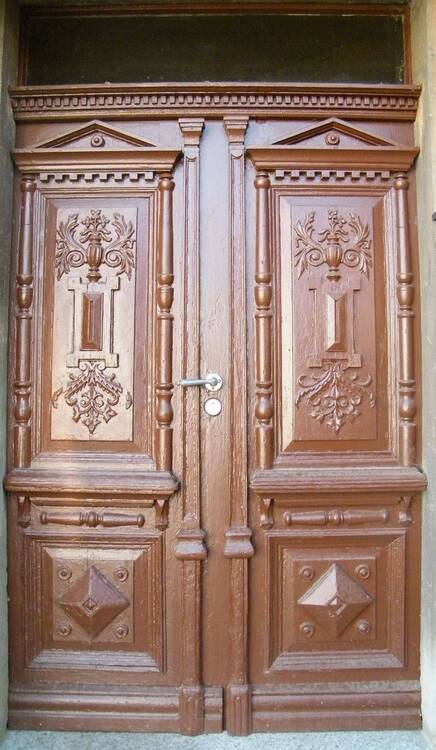 Thumbnail-Zweifamilienwohnhaus mit Ausbaupotenzial und großem Grundstück