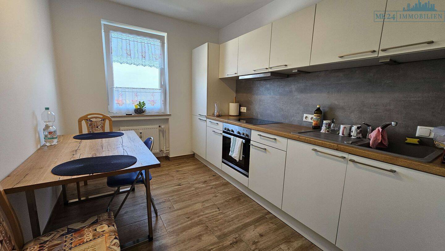 Thumbnail-Modernes Wohnen mit Weitblick - kernsanierte 2 Zimmer-Wohnung mit EBK und Balkon