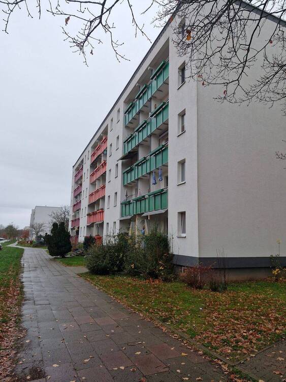 Thumbnail-Nach Herrichtung Vermietung ab 15.07.2026 4-Raum mit Balkon und Badewanne