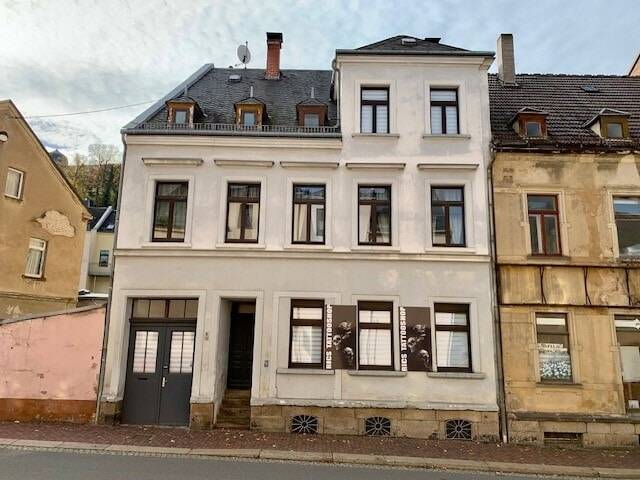 Thumbnail-Wohnhaus mit Nebengebäude im Hof !