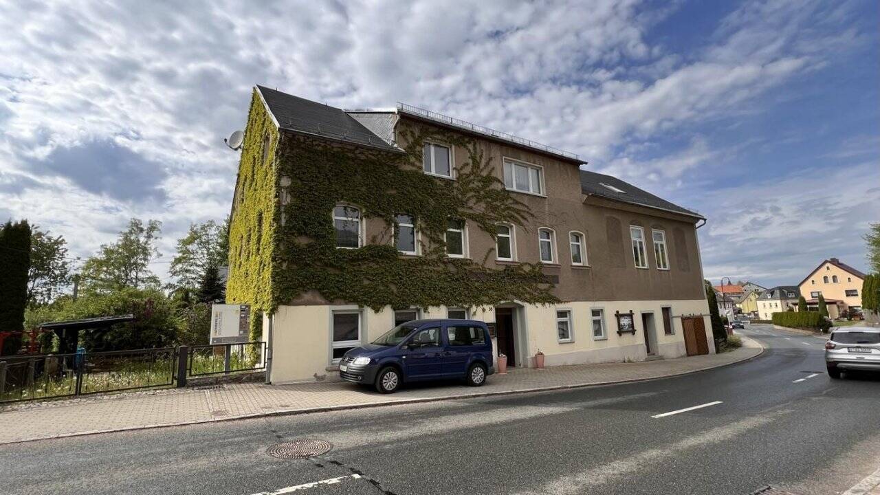 Thumbnail-OHNE BANK! Ehemalige Gaststätte mit Saal und 2 Wohnungen