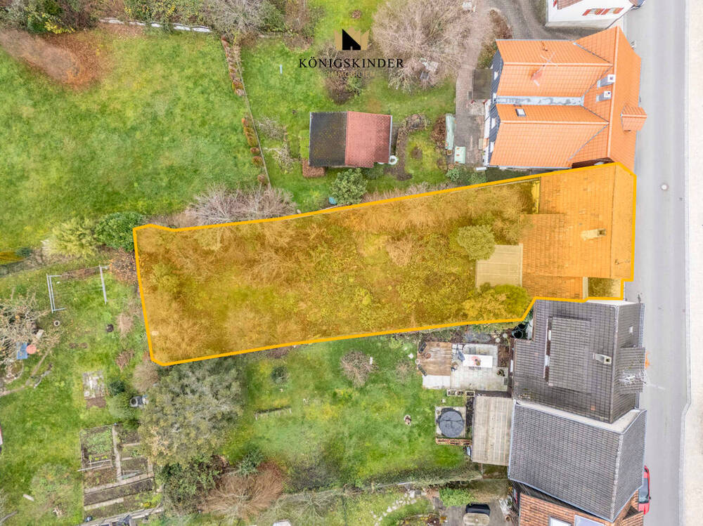 Thumbnail-Baugrundstück mit großem Garten in bevorzugter Lage.