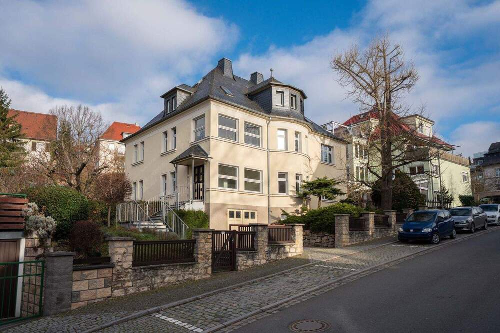 Thumbnail-Stilvolle 4-Raum-Wohnung im Kernbergviertel