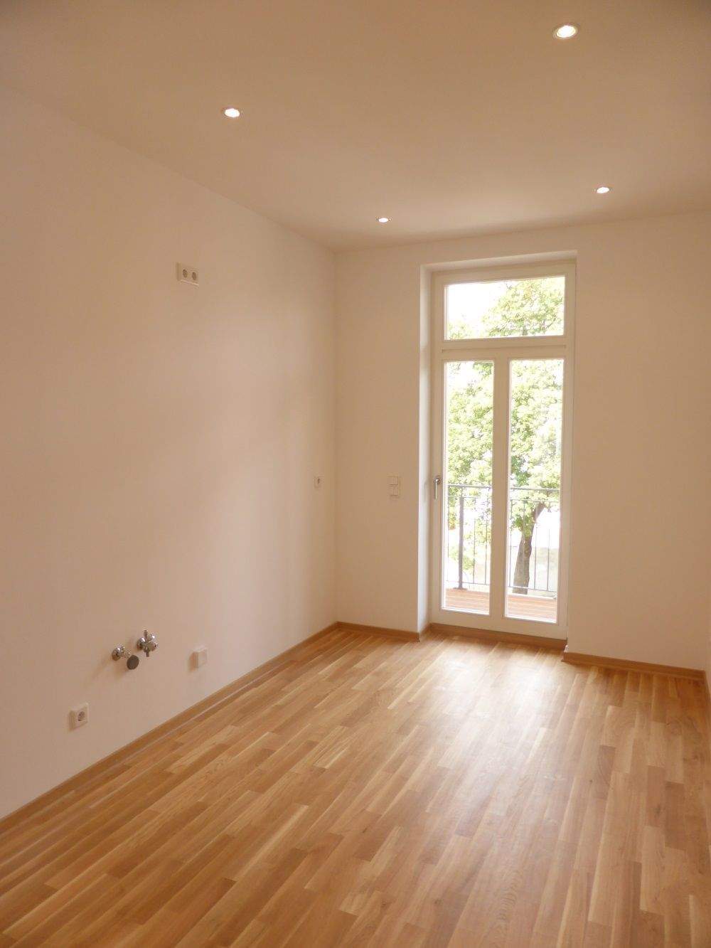 Thumbnail-Moderne 2-Raum-Wohnung mit sonnigem Balkon im Leipziger Westen - Denkmalsanierung 2015 !