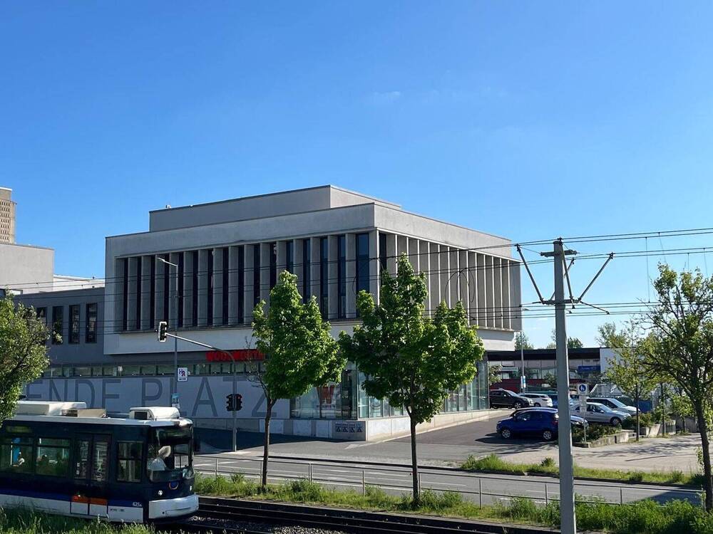 Thumbnail-Praxis-Bürofläche Slavador-Allende-Platz