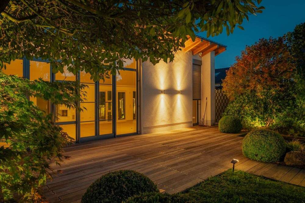 Thumbnail-Außergewöhnliches Einfamilienhaus in toller Wohnlage