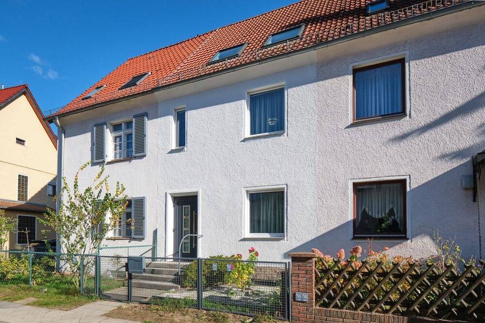 Thumbnail-Top saniertes und bezugsfertiges Reihenhaus - einziehen und gleich wohlfühlen