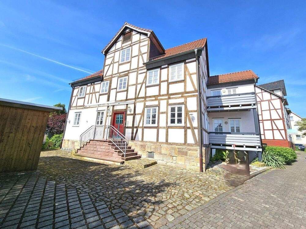 Thumbnail-Gemütliche 2 ZKB Dachgeschosswohnung in ruhiger Lage von Fuldatal - nur an Selbstzahler - Mindestmietzeit 2 Jahre