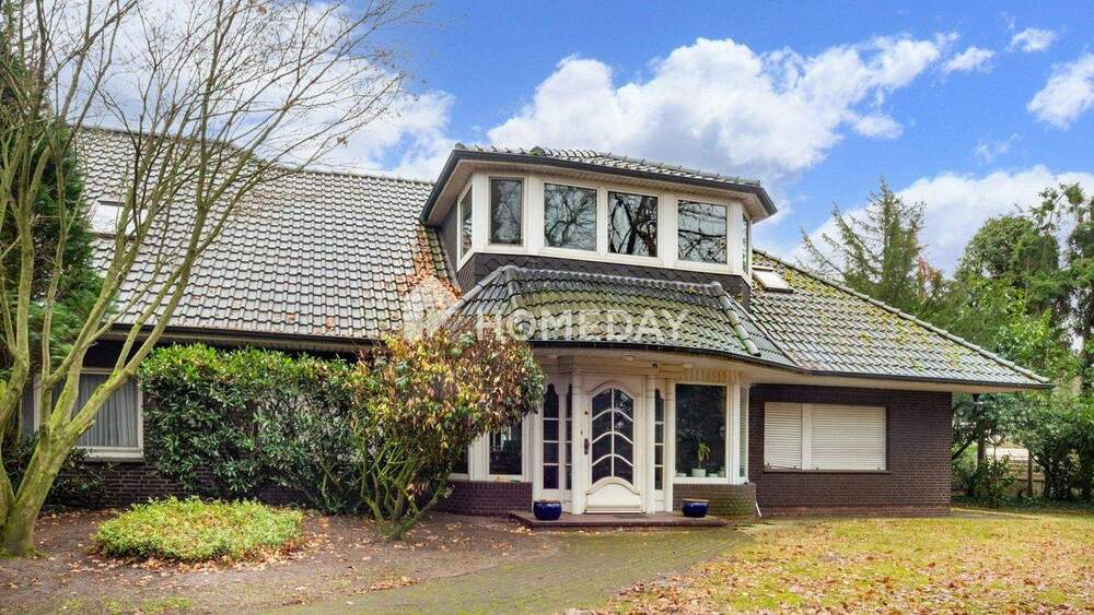 Thumbnail-Großzügiges Zweifamilienhaus mit Gewerbeeinheit - vielseitig mit Potenzial