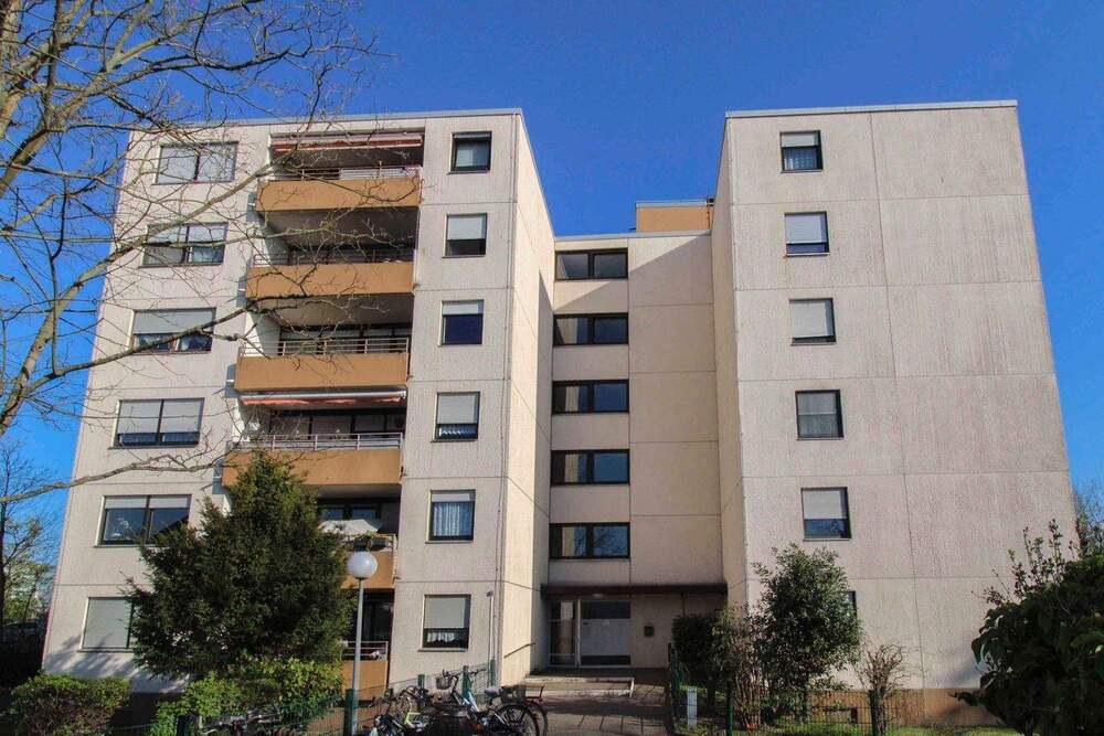 Thumbnail-Kurzfristig beziehbar: 4-Zi.-ETW mit Balkon und Stellplatz in Linkenheim-Hochstetten