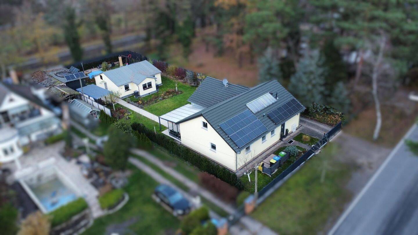 Thumbnail-Modernes Einfamilienhaus mit vielseitig nutzbarem Nebengelass - perfekt für Familien