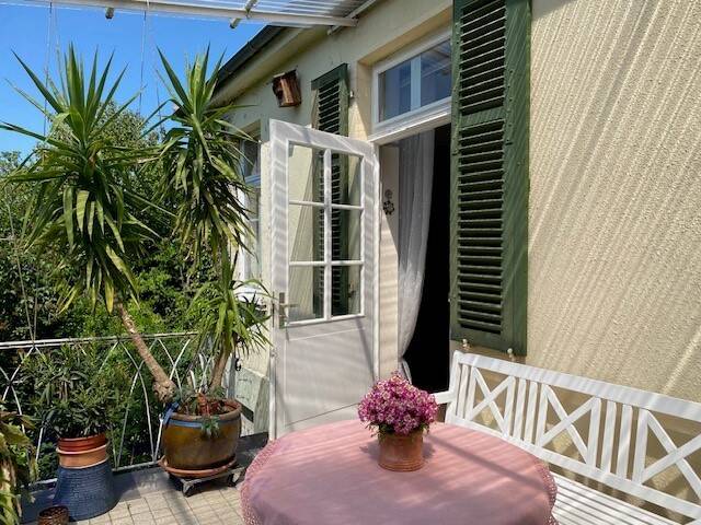 Thumbnail-Charmantes Wohnhaus mit Potenzial und großen Grundstück in Detmold-Stadt