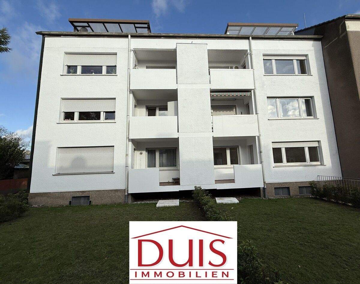 Thumbnail-Erstbezug nach Renovierung (1.OG) , zentrale 3 12 Zimmerwohnung mit Balkon