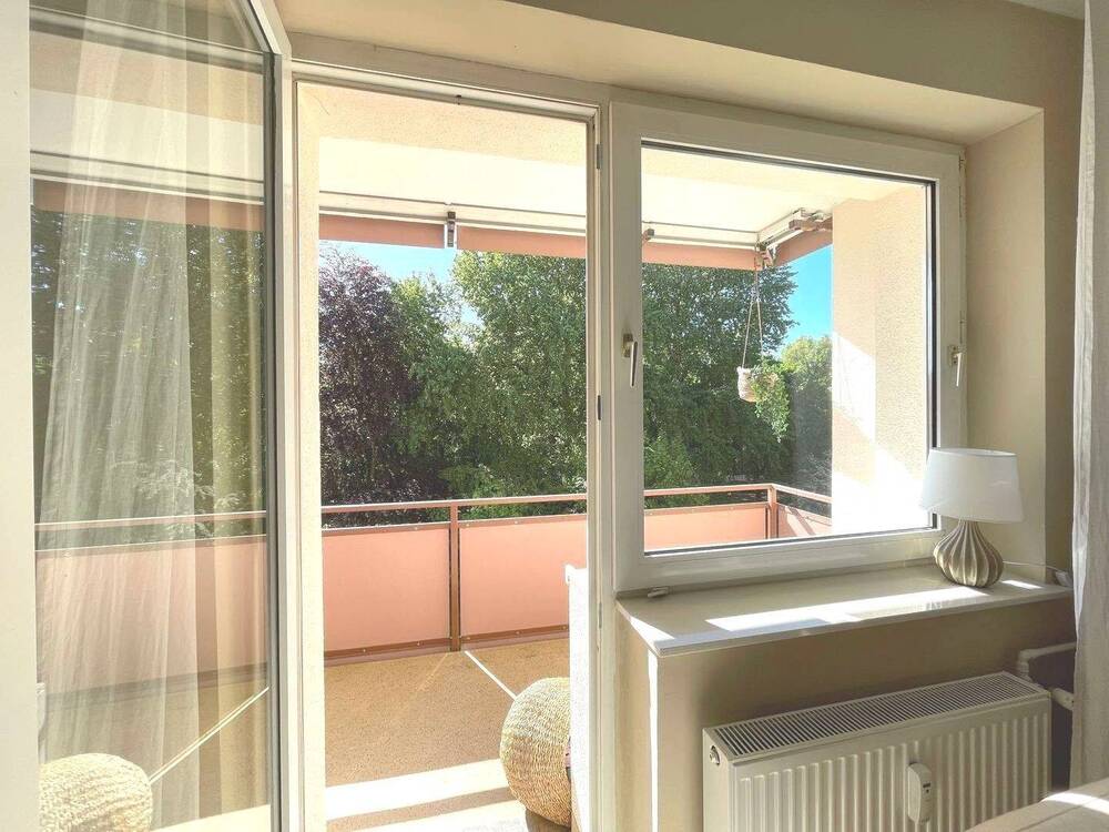 Thumbnail-Verkaufsangebot für eine tippiditoppi sanierte 3 Zimmer Wohnung, ca. 85,54 m² Wohnfläche am IGA Park in Hamburg-Wilhelmsburg