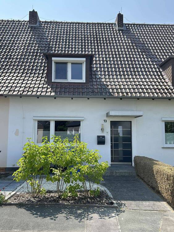 Thumbnail-Charmantes Reihenhaus mit Garten, Terrasse, Garage in Warburg