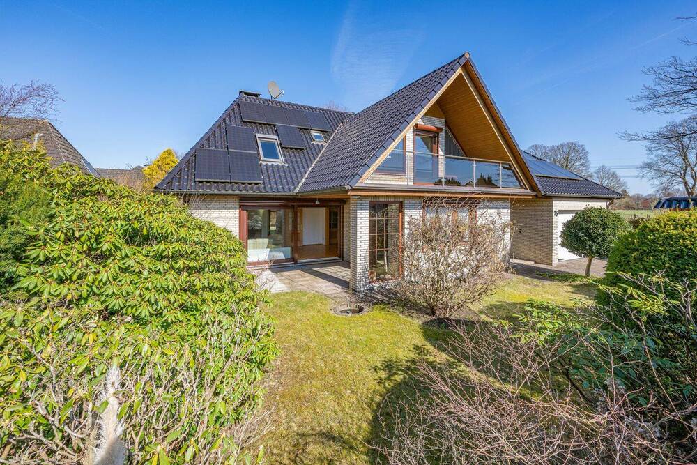 Thumbnail-Grün wohnen, Hamburg im Blick - energieeffizientes Familienhaus in Feldrandlage