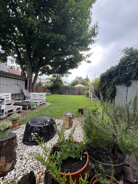 Thumbnail-Attraktive 3,5-Zimmer-Wohnung mit Gartenanteil und PKW-Stellplatz in Nürnberg-Schniegling