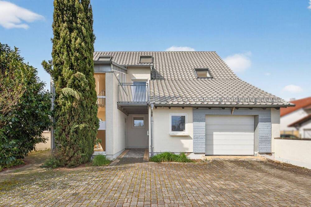 Thumbnail-Mehrgenerationen oder Vermietung - Zweifamilienhaus mit Potenzial in Linkenheim-Hochstetten