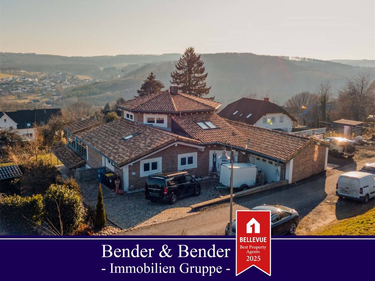 Thumbnail-Exklusives Wohnerlebnis: Traumhaftes Einfamilienhaus mit zwei Einliegerwohnungen, Weitblick & Baupotenzial!