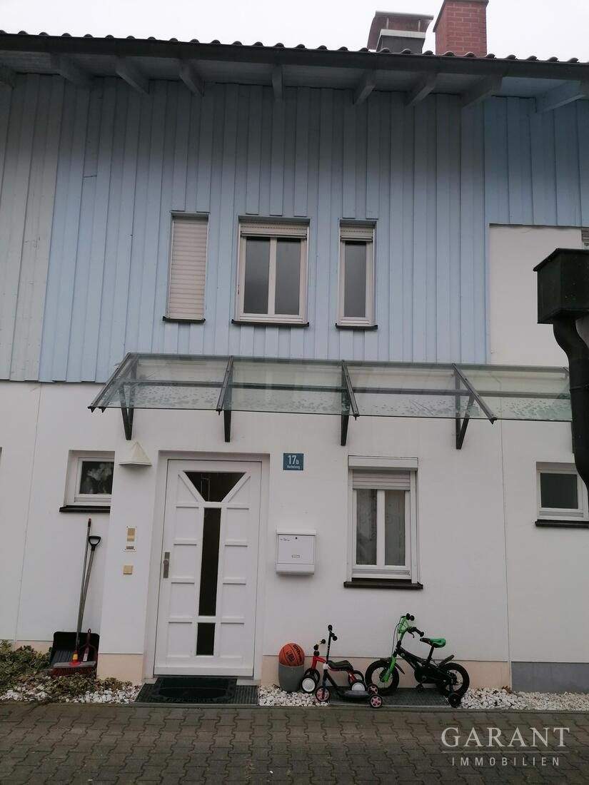 Thumbnail-Viel Platz in einem sehr gepflegten Reihenmittelhaus!