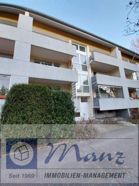 Thumbnail-Tolle Sicht, viel Grün - 3-Zimmerdachgeschosswohnung in Radolfzell zu verkaufen