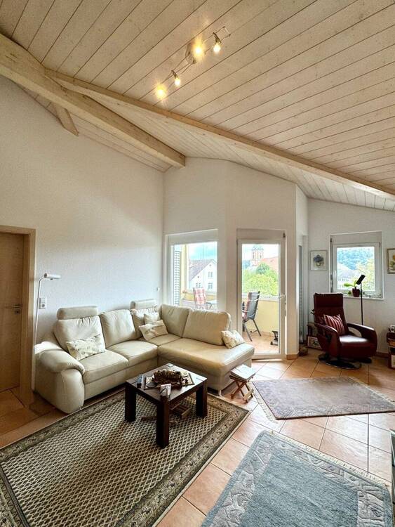 Thumbnail-Moderne Eleganz trifft auf zentrale Lage - Ihre 2,5-Zimmer-Wohnung mit Stellplatz in Waldshut-Tiengen