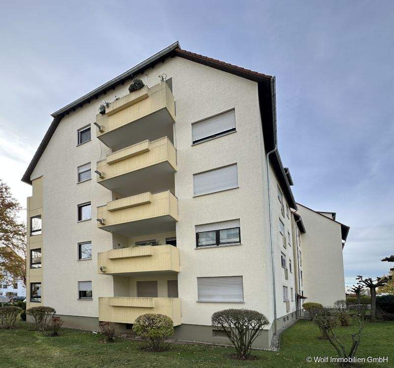 Thumbnail-3-Zimmer-Eigentumswohnung in sehr beliebter Wohnlage im Karbener Stadtzentrum