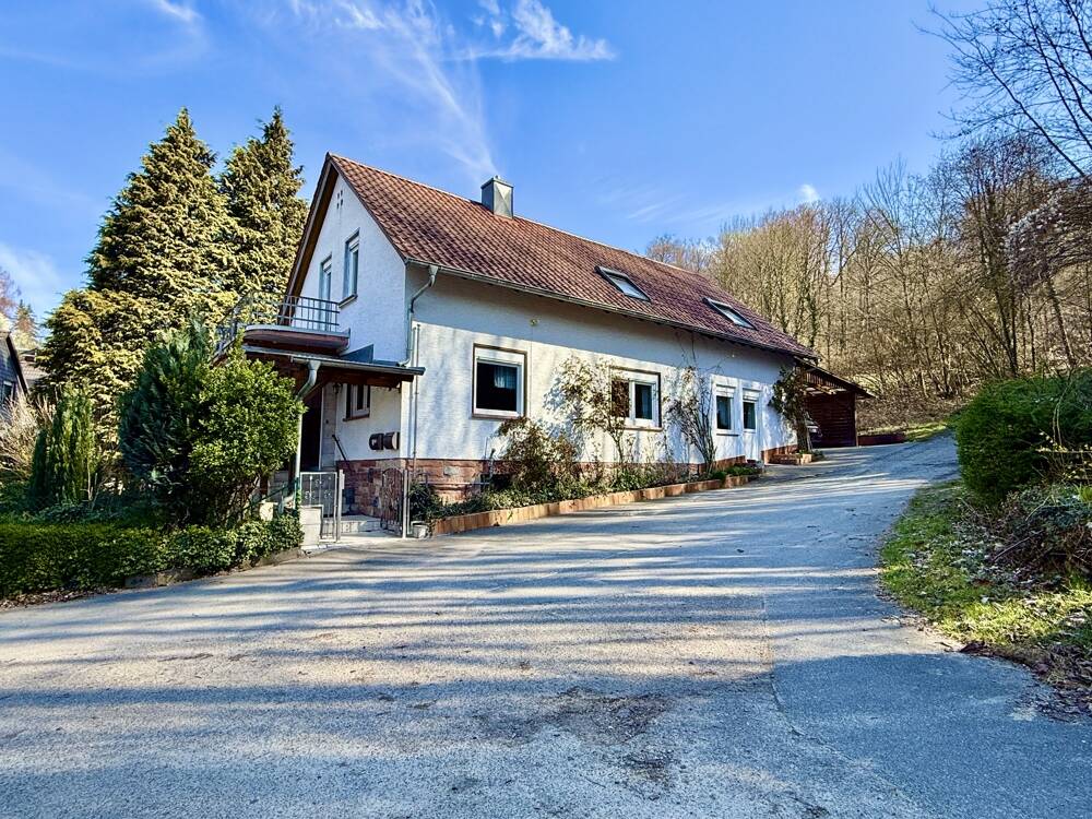 Thumbnail-+++ Freistehendes Zweifamilienhaus in Laudenbach +++