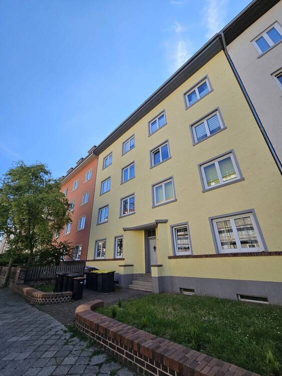 Thumbnail-Gemütliche 3-Raum-Wohnung mit Balkon im Erdgeschoss!